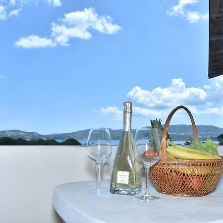 La Costa Mare Apartment Arzachena Exterior photo